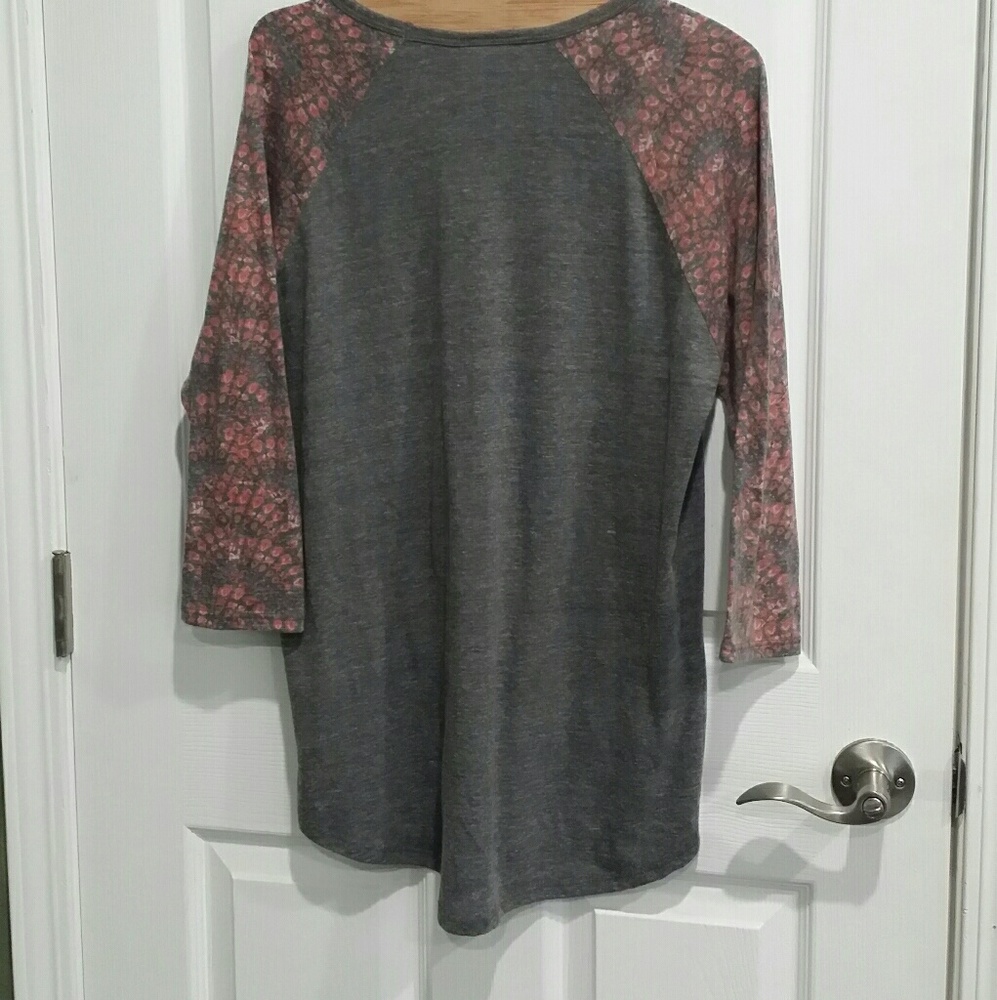 Lularoe Randy Baseball Shirt - Picture 5 of 8